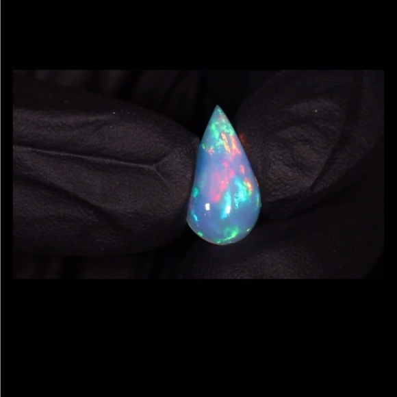 🩵Natural Solid Welo Opal Cabochon🩵 - Picture 2 of 4